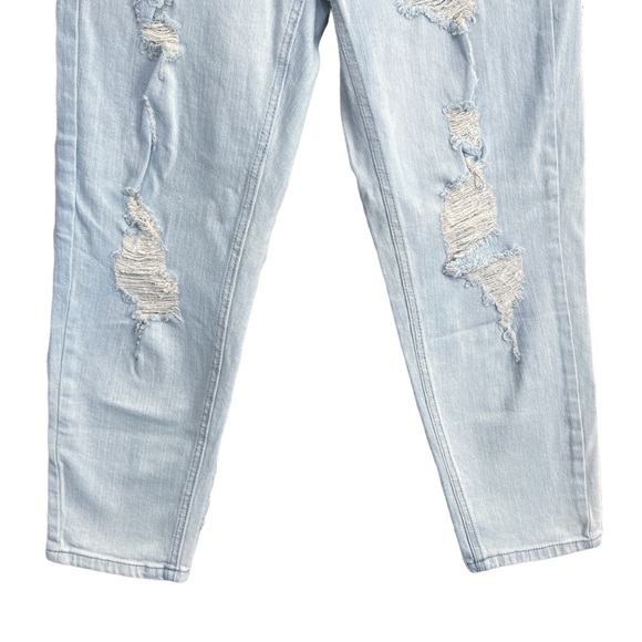 Wild Fable High Rise Distressed Mom Ankle Jeans Size 2 Light Wash - Picture 4 of 13